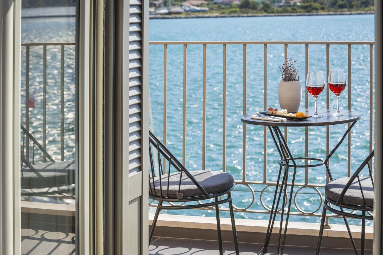 Argostoli Marina Suites Argostoli (Kefalonia) Exterior foto